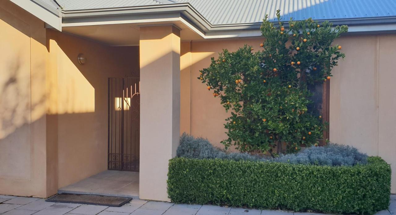 Fechner Place Barossa, 1 Bed, Wine & Platter Tanunda Exterior foto